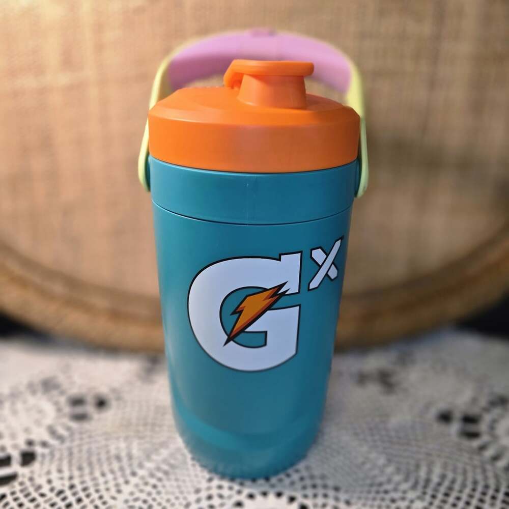 Gatorade GX Premium Jug 64 oz Pastel Handle BPA-Free, Fence Hook, Cold Beverages